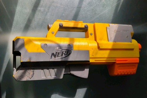 Nerf strike deploy 6 - nerf,